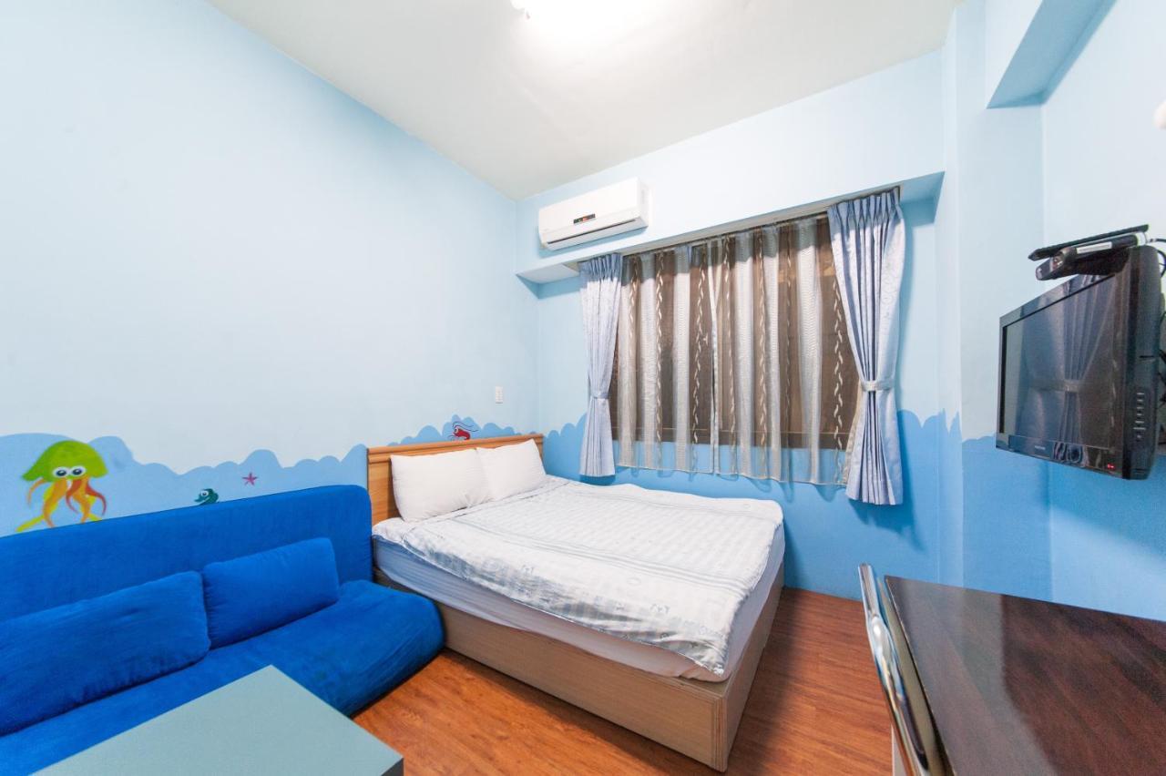 Fengjia Qing Su Homestay Tchaj-čung Exteriér fotografie