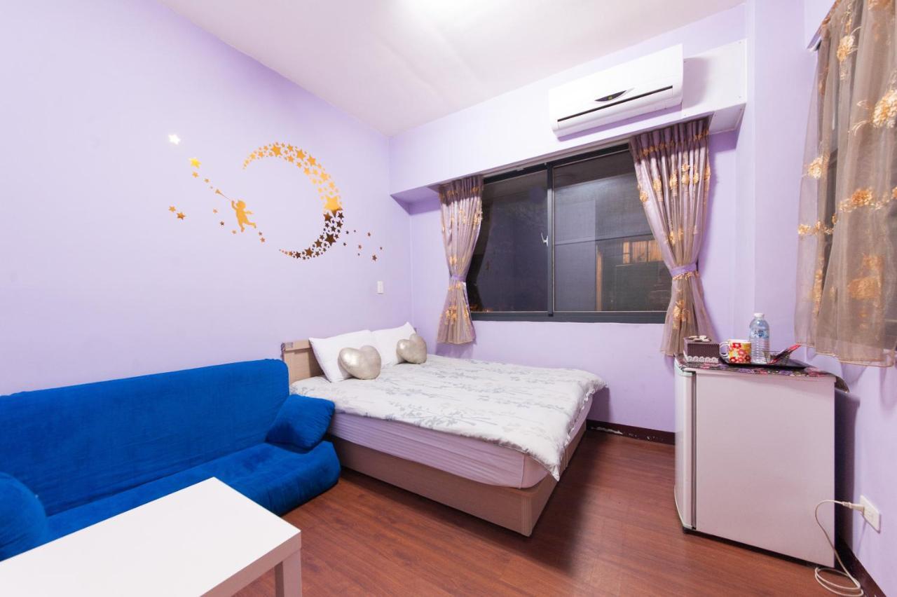 Fengjia Qing Su Homestay Tchaj-čung Exteriér fotografie